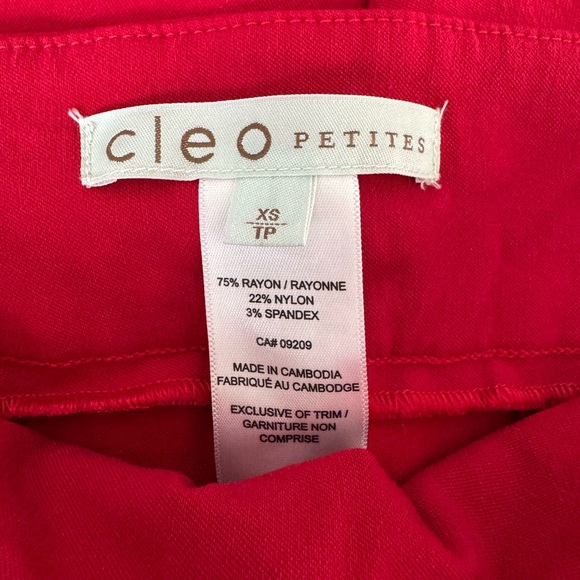 Ladies Bright Red Pants pull ons- Petite - Picture 3 of 3
